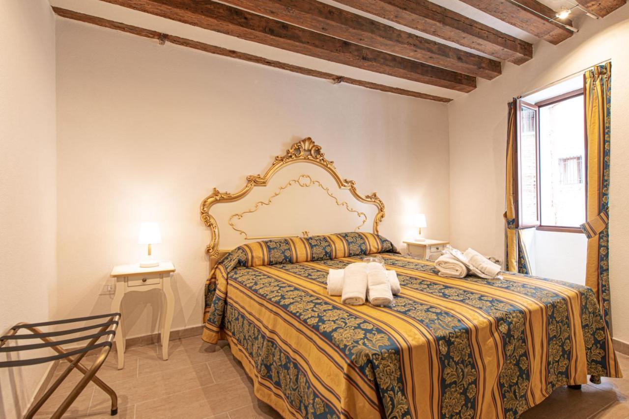 Ca' Leoncino - Venice Canal Front Apartment Exterior foto